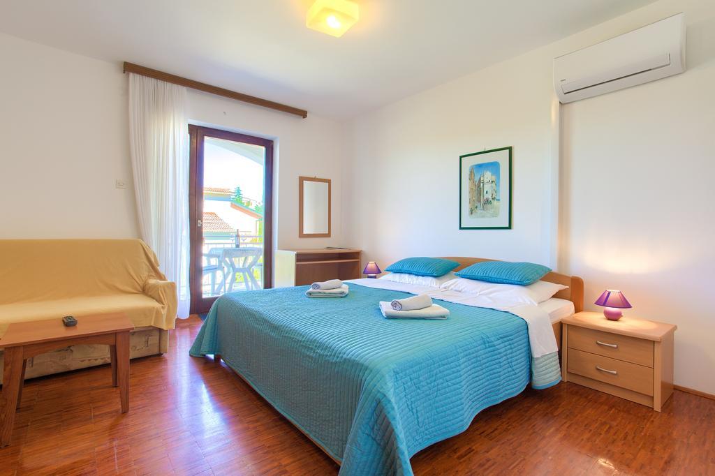 Apartments Vlatko Krk Town Dış mekan fotoğraf