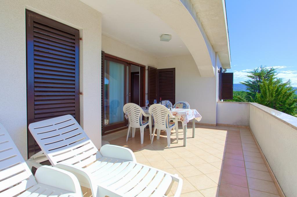 Apartments Vlatko Krk Town Dış mekan fotoğraf