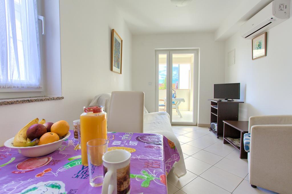 Apartments Vlatko Krk Town Dış mekan fotoğraf