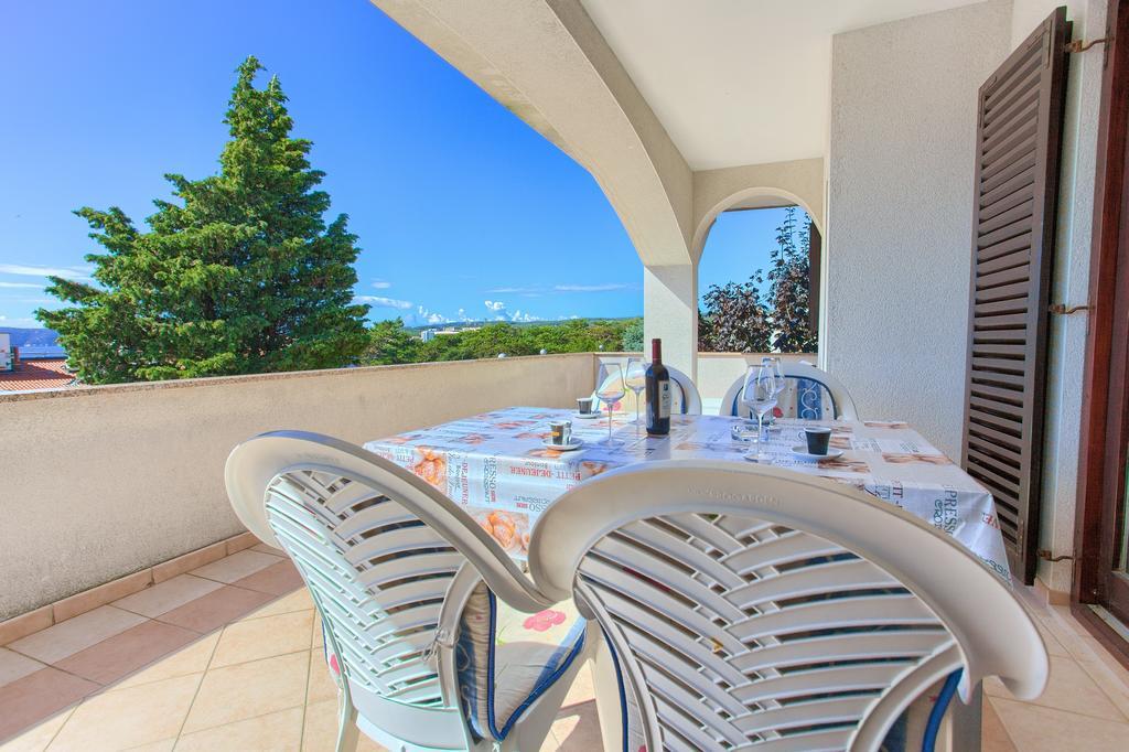 Apartments Vlatko Krk Town Dış mekan fotoğraf